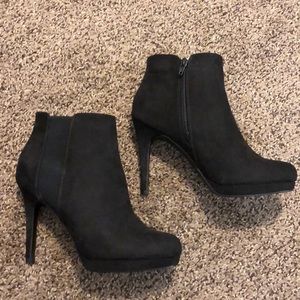 Apt. 9 black booties